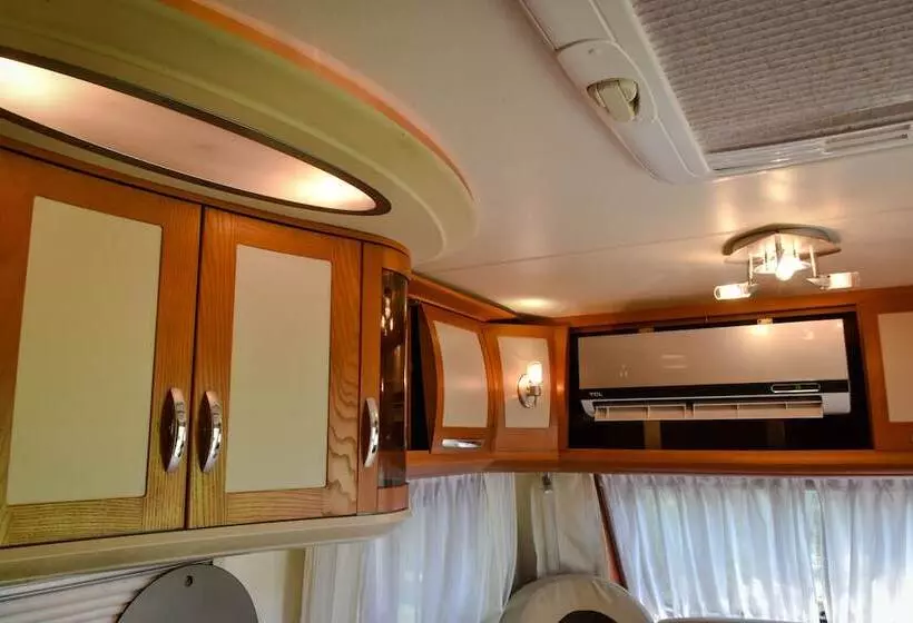 Hotelli Big Game On Wheels   Wilpattu