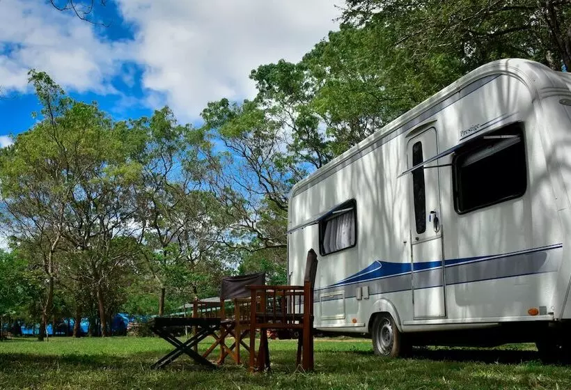 Hotelli Big Game On Wheels   Wilpattu