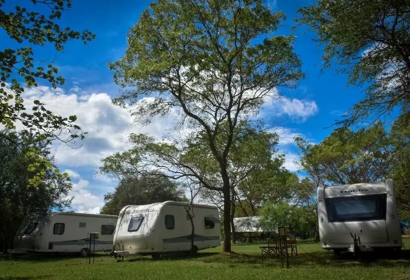 Hotelli Big Game On Wheels   Wilpattu