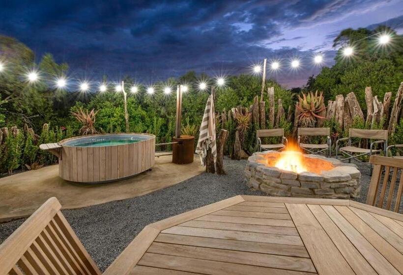 酒店 Burlington Bush Cottages By The Oyster Collection