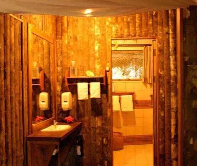 ホテル Kapawi Ecolodge & Reserve