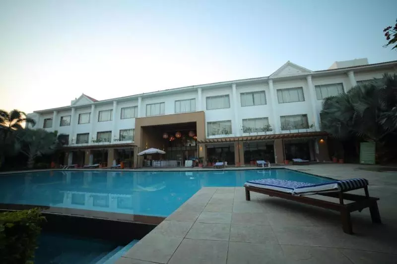 Hotelli Kensville Golf And Country Club