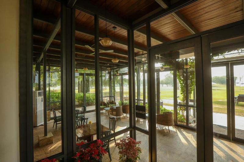 호텔 Kensville Golf And Country Club