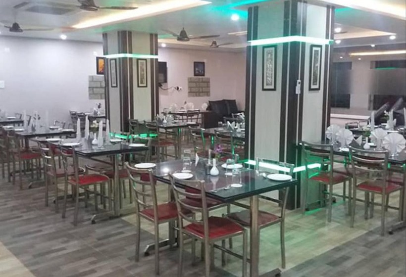 בית מלון כפרי Kp S Salunki