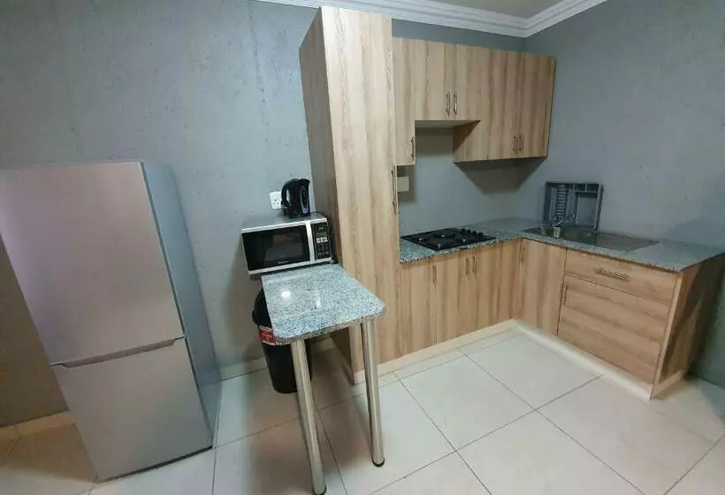 Khayalami Hotel   Standerton