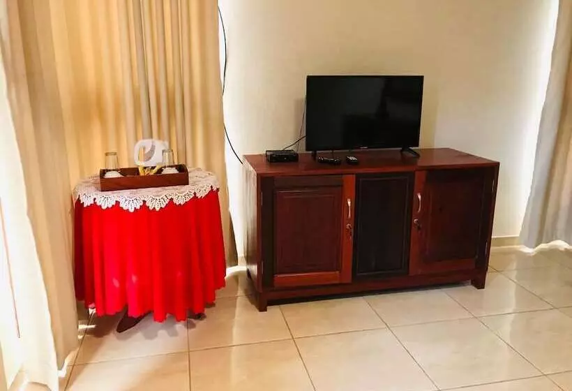 Hotelli Vila Teresa Lodge