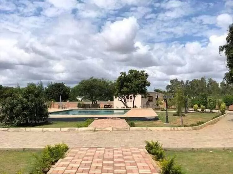 Hotelli Vila Teresa Lodge