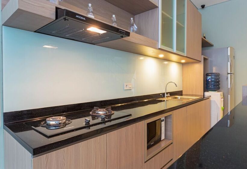 פנסיון Reddoorz Near Lippo Village