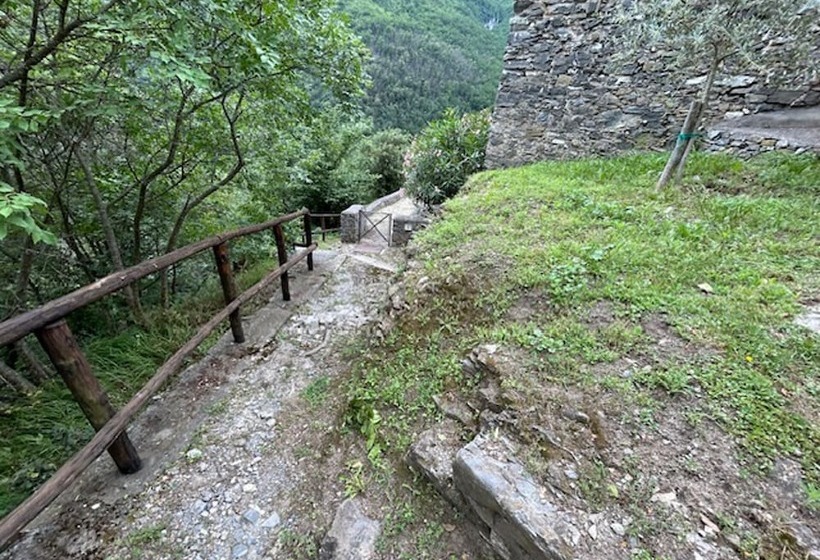 إقامة Stunning Medieval Setting Surrounded By Mountains
