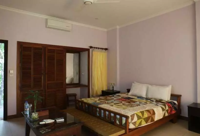 Lomakeskus Steung Chinet Bungalow