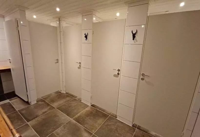 Retkeilymaja Alcatraz