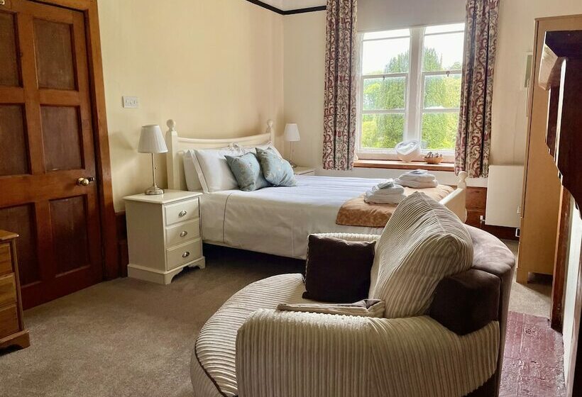 ベッドアンドブレックファースト Cathedral Of The Isles