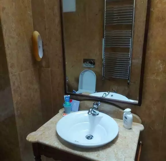 Aamiaismajoitus (B&B) Palazzo Scura