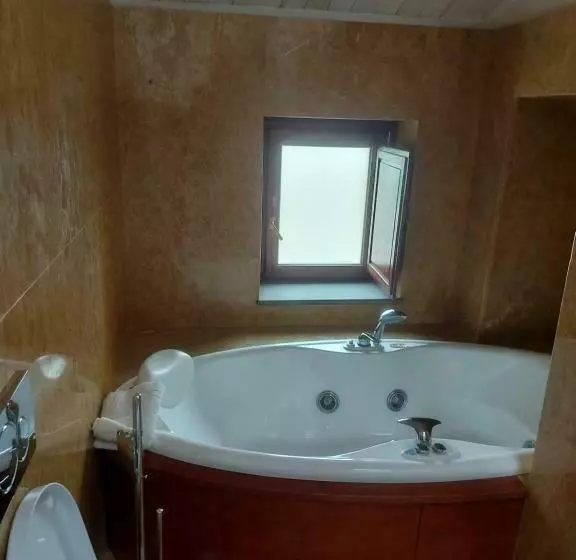 Aamiaismajoitus (B&B) Palazzo Scura