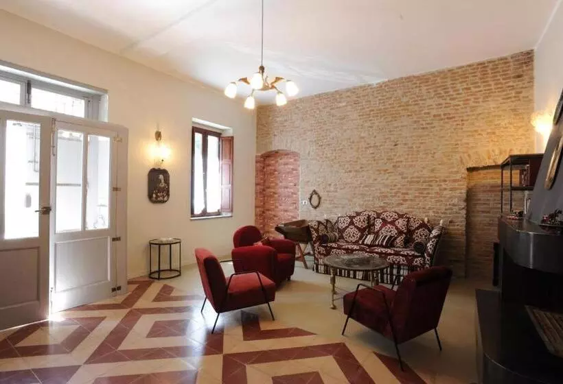 Aamiaismajoitus (B&B) Palazzo Scura