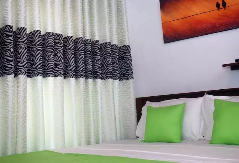 Aamiaismajoitus (B&B) Villa Yuvin