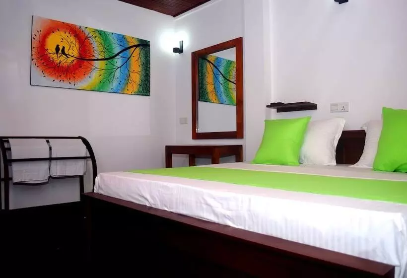 Aamiaismajoitus (B&B) Villa Yuvin