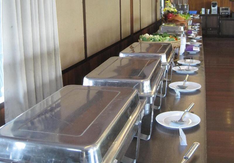 فندق Coconut Home Resort