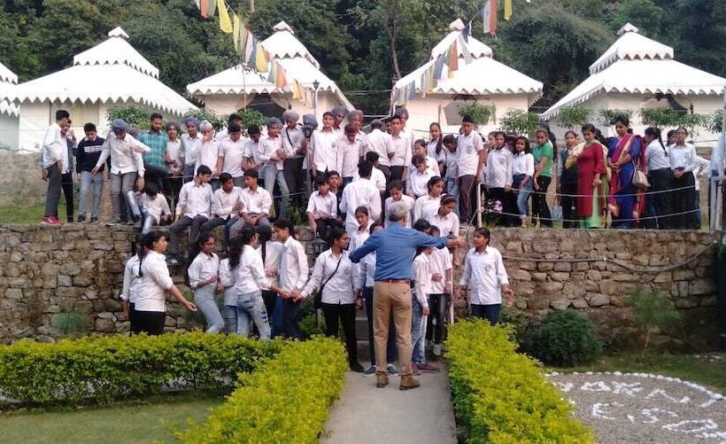 Hotel Morni Hills Resort