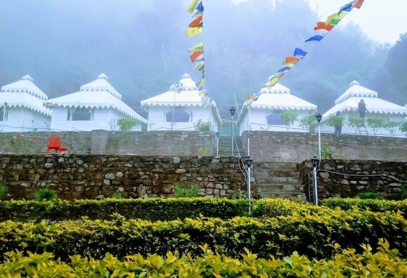 Hotel Morni Hills Resort