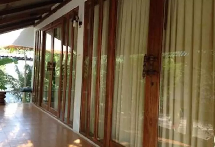 ホテル River Park Resort