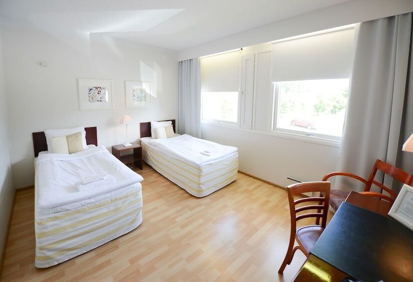 בית מלון כפרי Sea Front