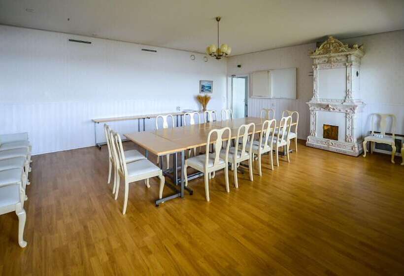 בית מלון כפרי Sea Front