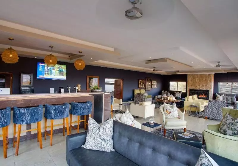 Hotelli Shepherds Tree Game Reserve