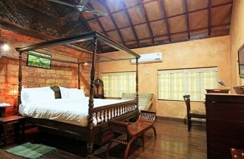 Hotelli Wild Woods Spa & Resort