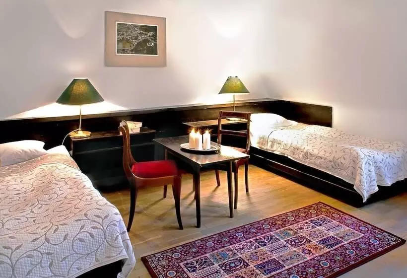 Hotelli Zamek Tuczno