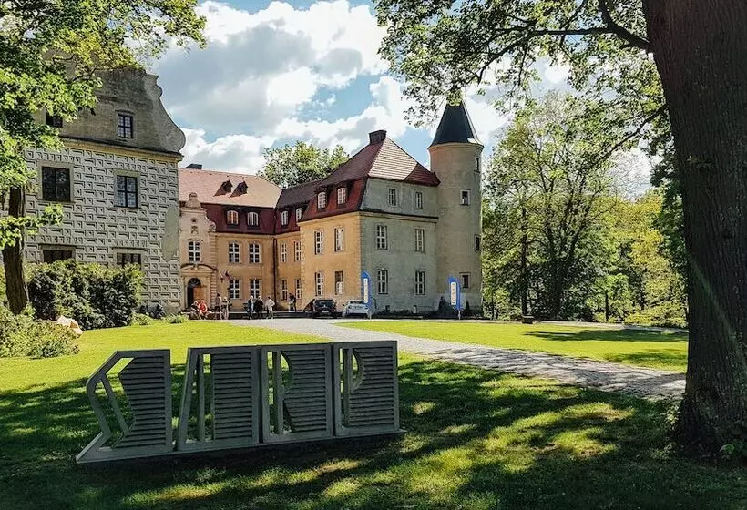 Hotelli Zamek Tuczno