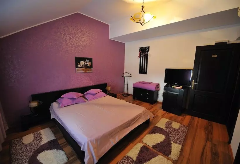 Majatalo Carul Din Stele