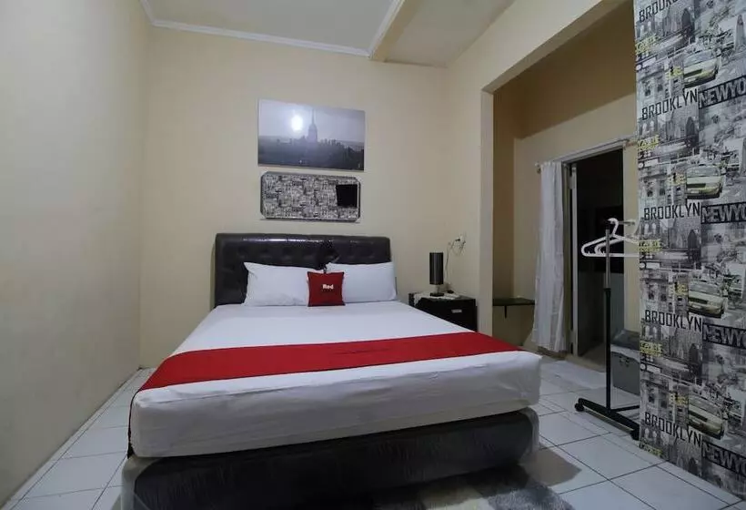 Majatalo Reddoorz @ Pondok Kopi