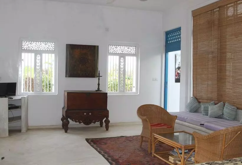 استراحتگاه Udekki