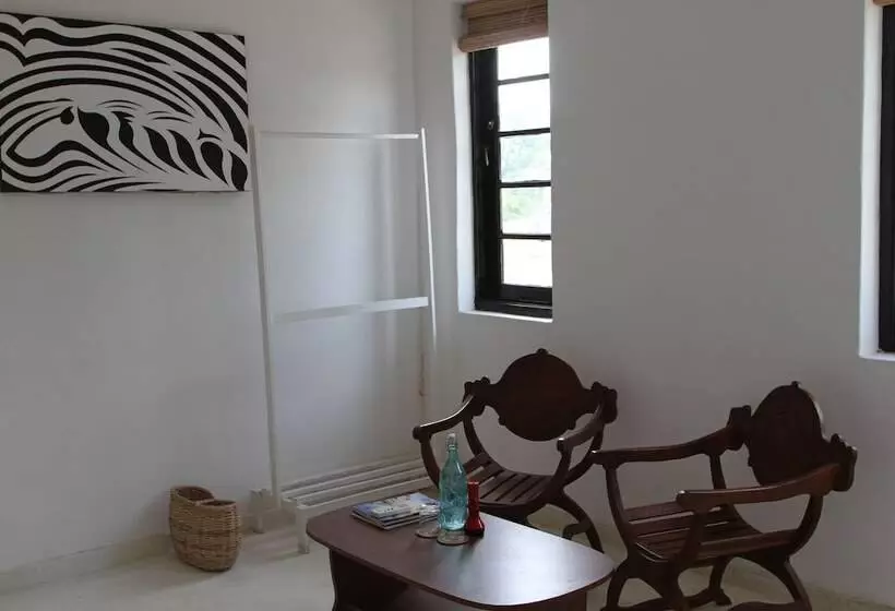 استراحتگاه Udekki