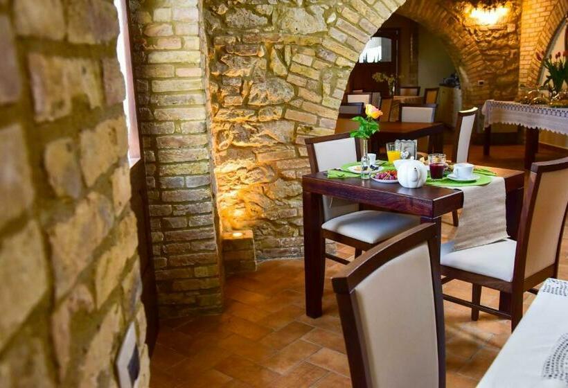 مبيت وإفطار Casale905