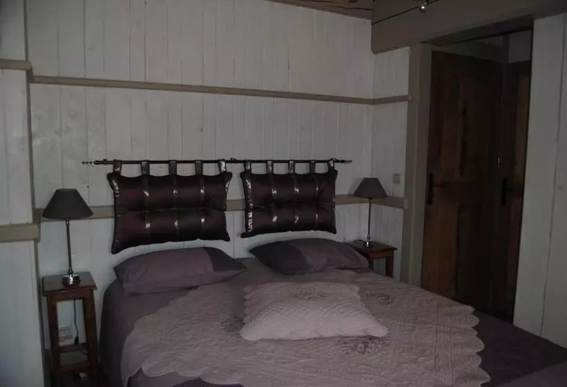 ベッドアンドブレックファースト Château De Mazières