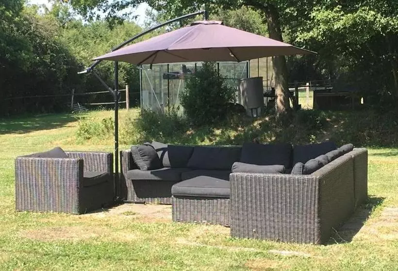 ベッドアンドブレックファースト Domaine Le Rianon