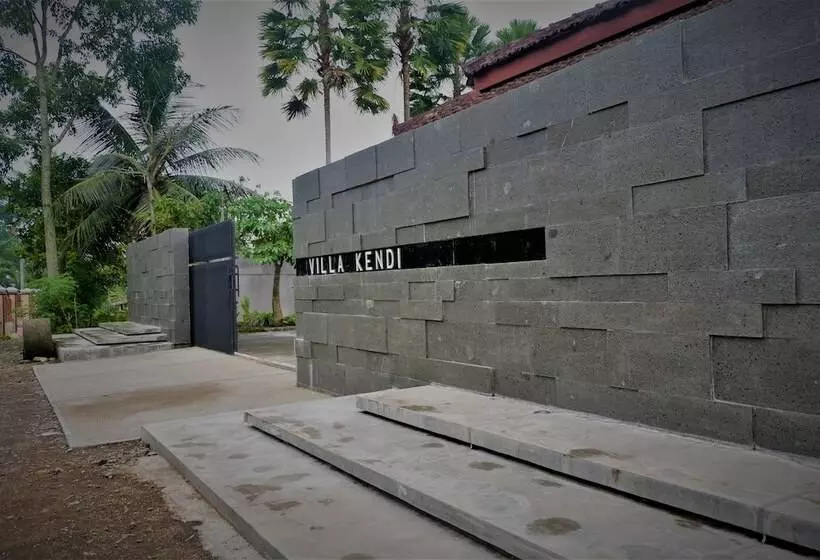 Bed and Breakfast Villa Kendi