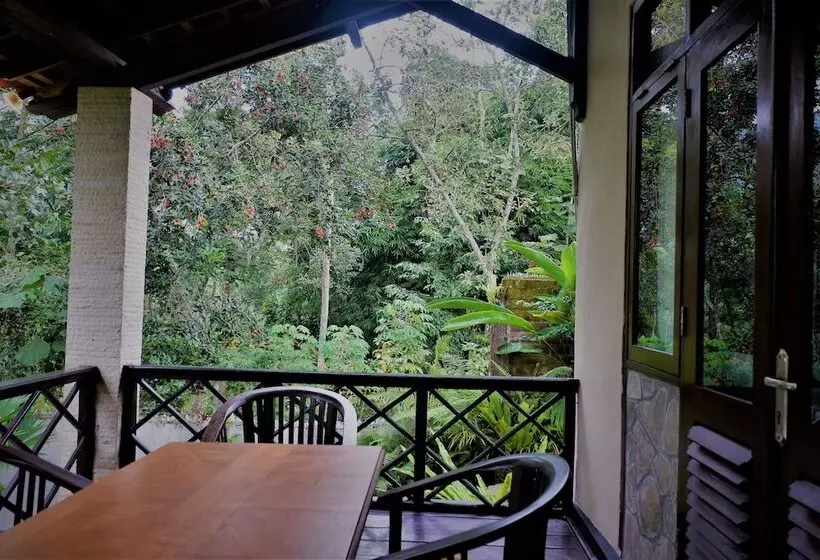 Bed and Breakfast Villa Kendi