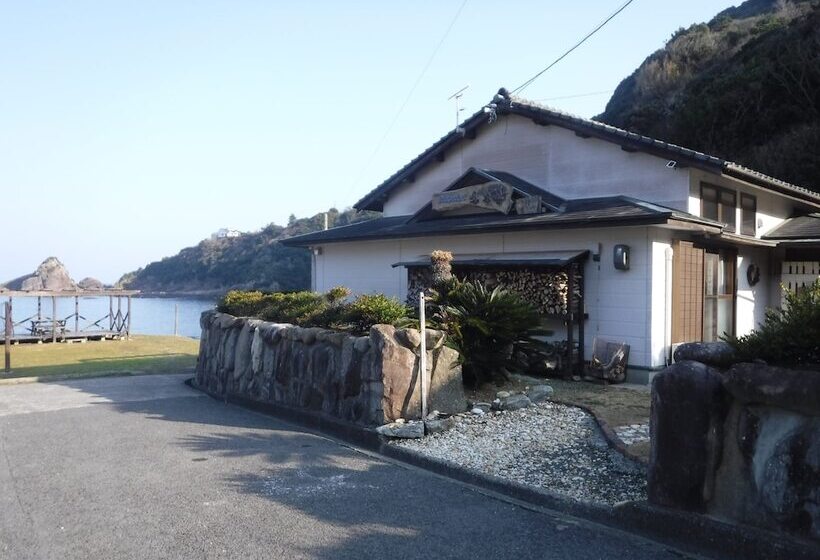 Holiday Park Fu Raibou Hostel