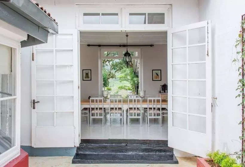 Hotelli Ashburnham Estate