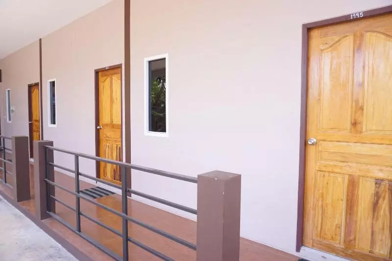 Hotelli Ban Rai Nai Suan