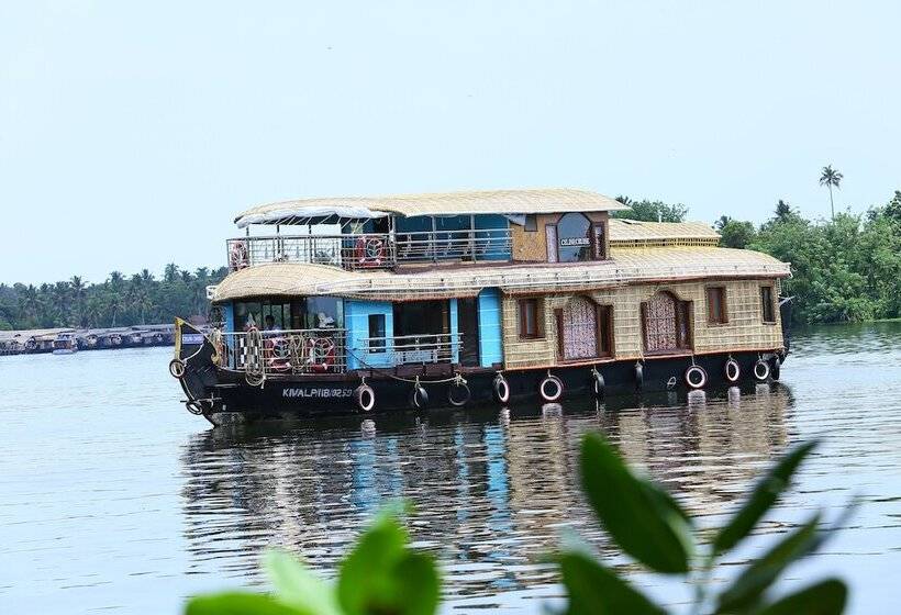 ホテル Beachparadise  Daycruise Houseboat