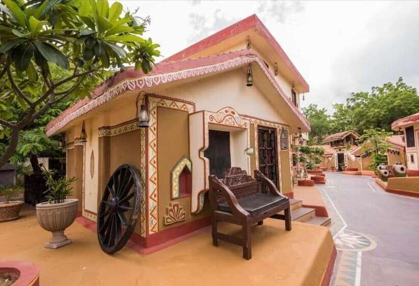 호텔 Chouki Dhani Resort