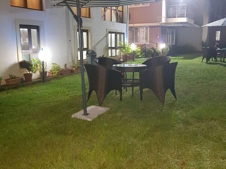 בית מלון כפרי Cliff