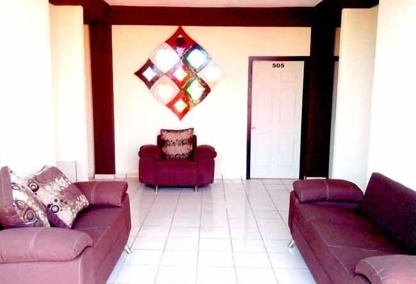 فندق Fiesta Nueva Italia Inn