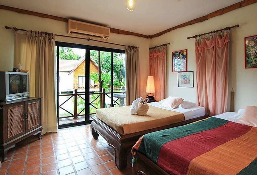 בית מלון כפרי Saplaisuan Resort