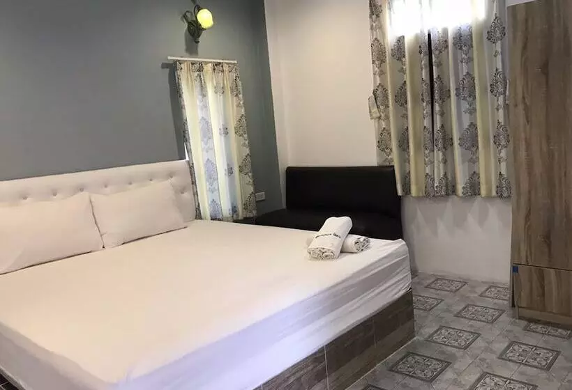 ホテル Suphan Wanwarn Resort