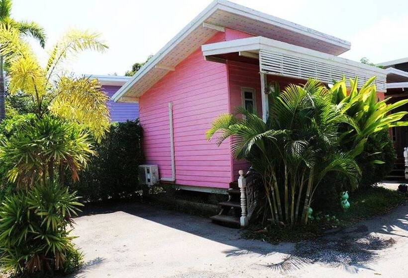 בית מלון כפרי Suphan Wanwarn Resort